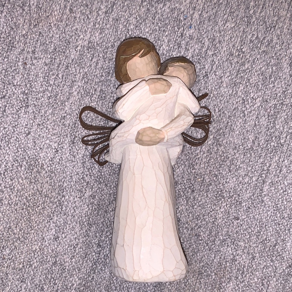 Willow Tree Angels Embrace Figurine - Cream and Brown